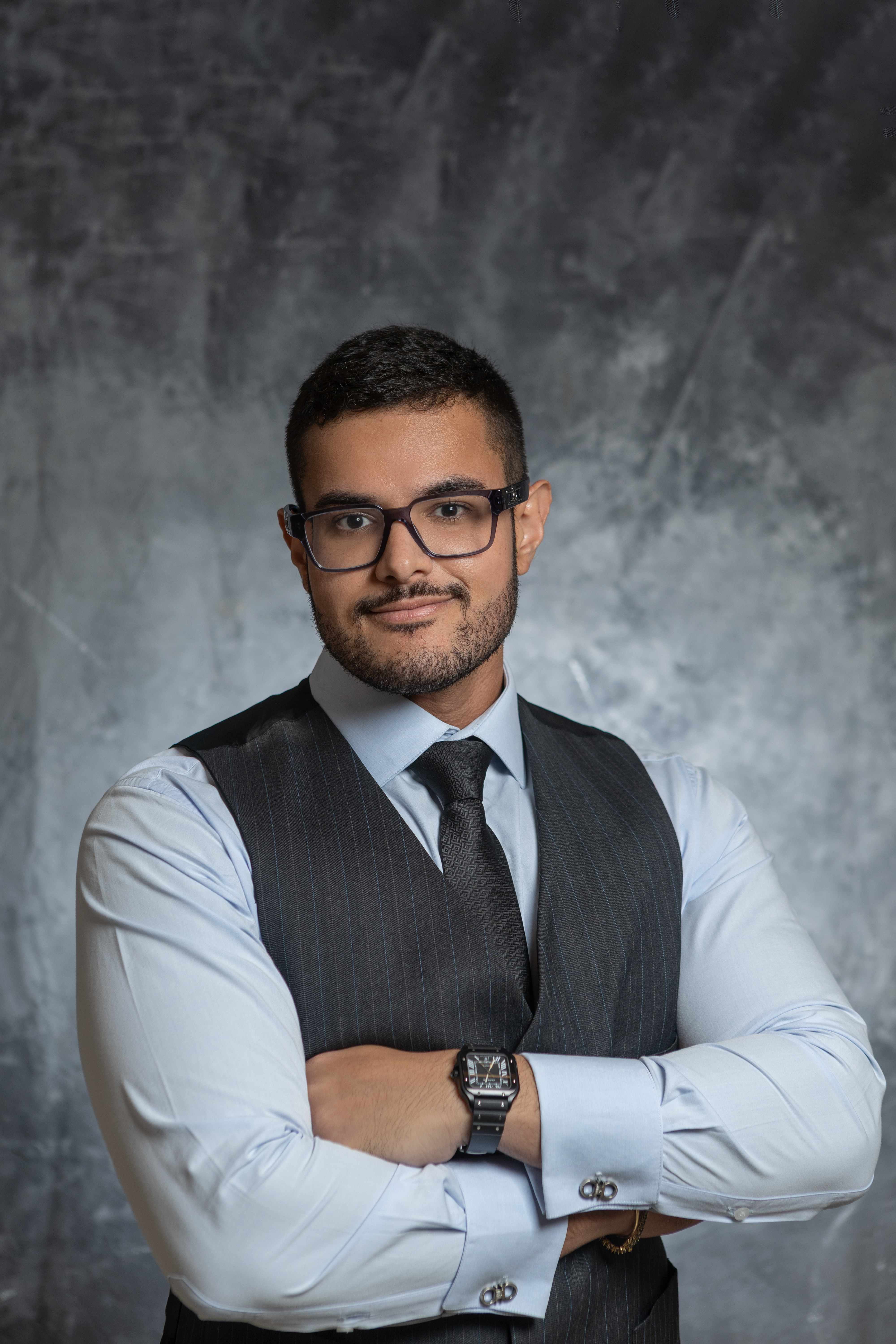 Dr. Matheus Farani - retrato profissional